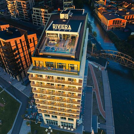 Hotel Riviera Moss Bagian luar foto