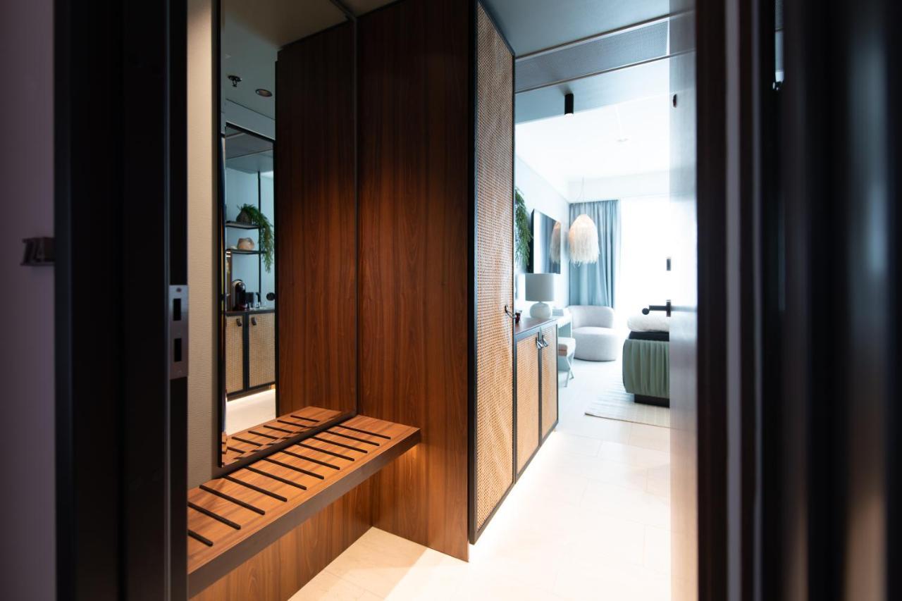 Hotel Riviera Moss Bagian luar foto